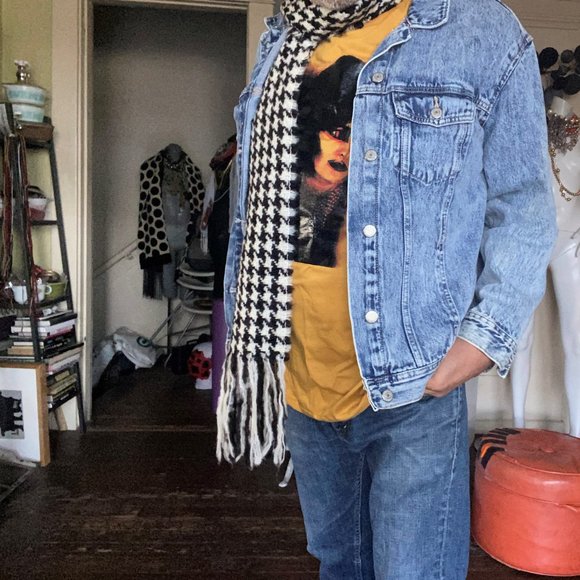 VINTAGE CHRISTINA CHITI SCARF - Picture 3 of 4